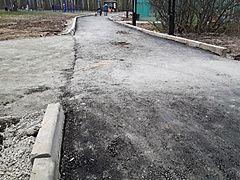 Качество свежеустроенной дороги к МЧС